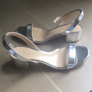 Imagine Vince Canute platinum specchio 2in heels